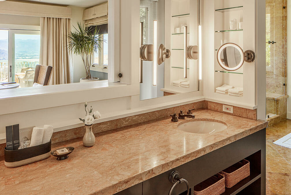 Poetry Inn Emily Dickinson Bathroom {{brizy_dc_image_alt imageSrc=